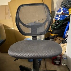Desk chair